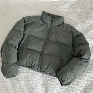 Pre-loved Puffy light Jacket